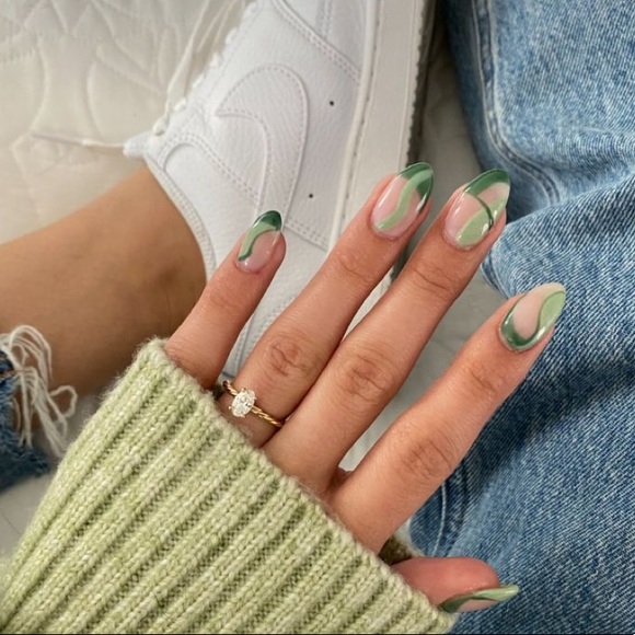 Meet your Posher, Abby - Picture 1 of 1